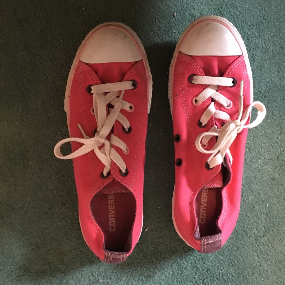 Kids converse